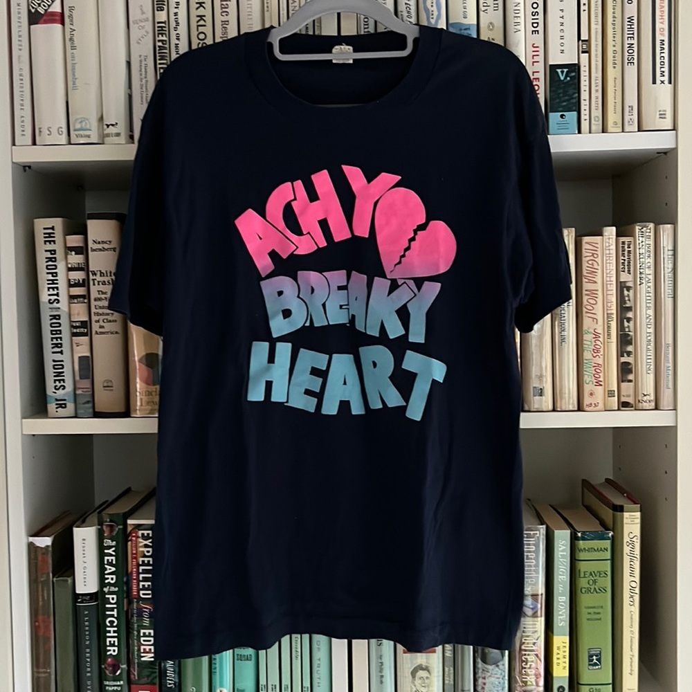 Vintage Achy Breaky Heart puffy silk screen Navy Blue t-shirt